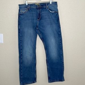 Wrangler 20X slim straight size 36x32